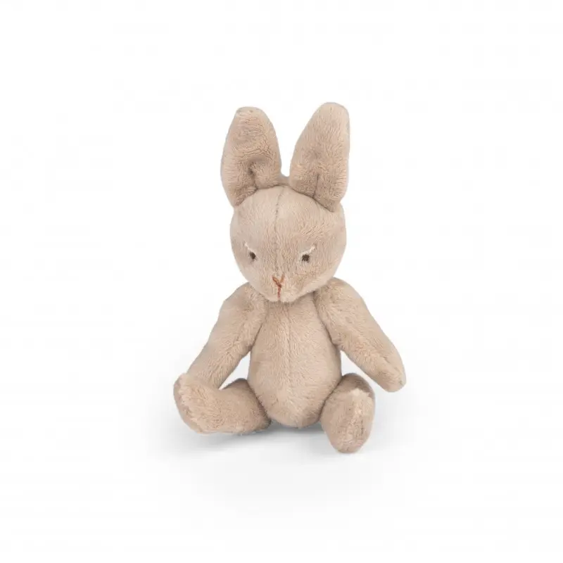 bebe-nine-la-lapine-les-minouchkas-moulin-roty (1).webp