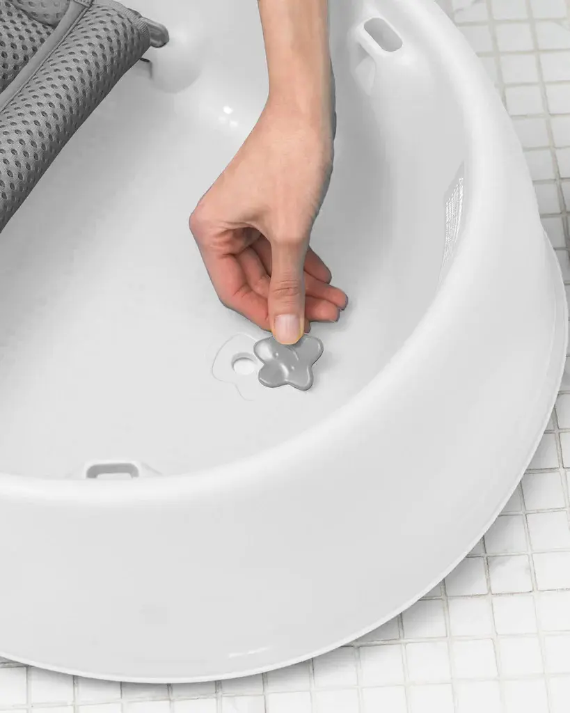 195861772262 (1).webp