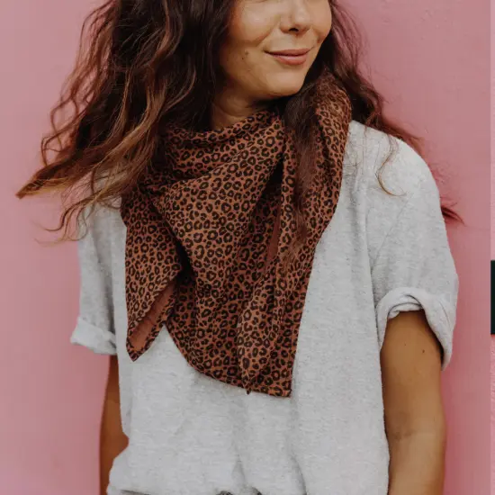 lange-gaze-leopard-marron (2).webp