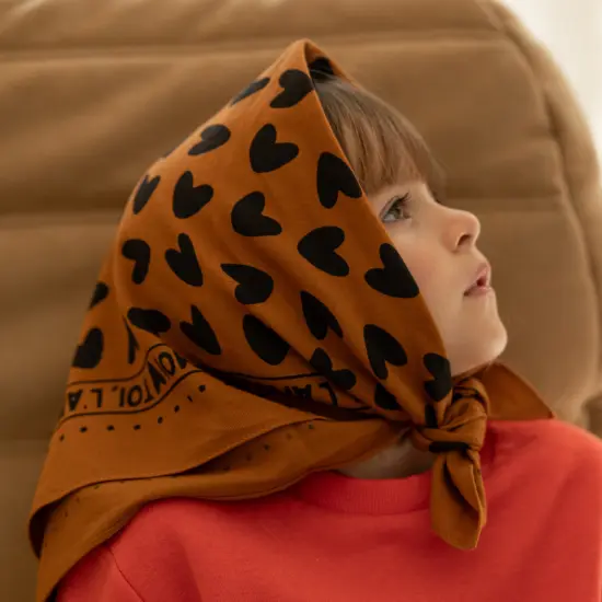 foulard-marron-noir (3).webp