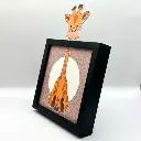 cadre-deco-La-Girafe-Funky-Frames-noir-profil-600x600.webp