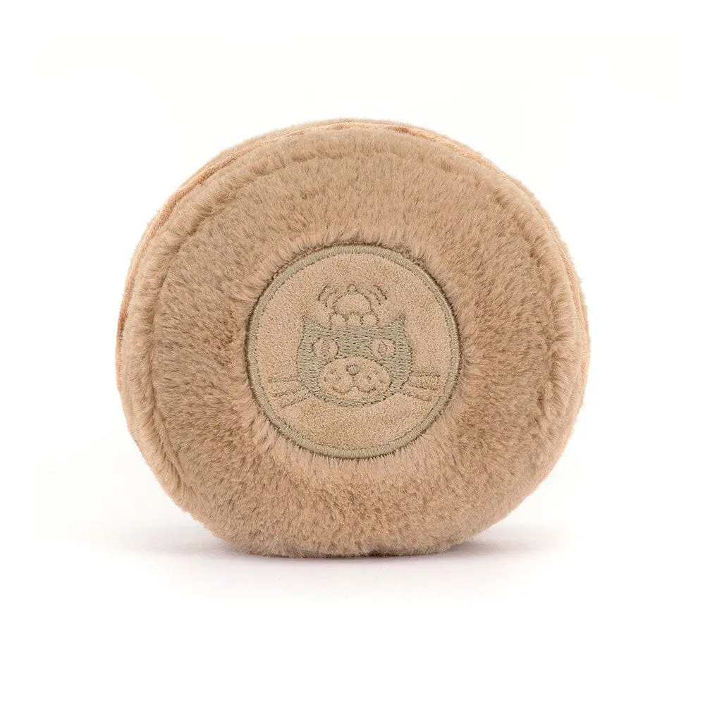 amuseables-mona-macaron-chocolat-jellycat-eveil-jeux-emilieetcompagnie-535490_2000x.webp