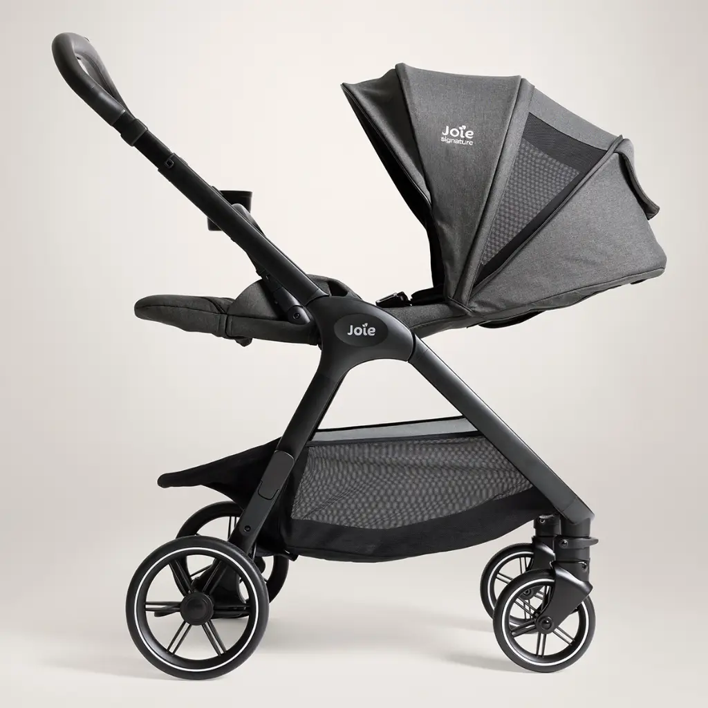 p09-joie-signature-pushchair-valora-ebony-parent-facing-recline.webp