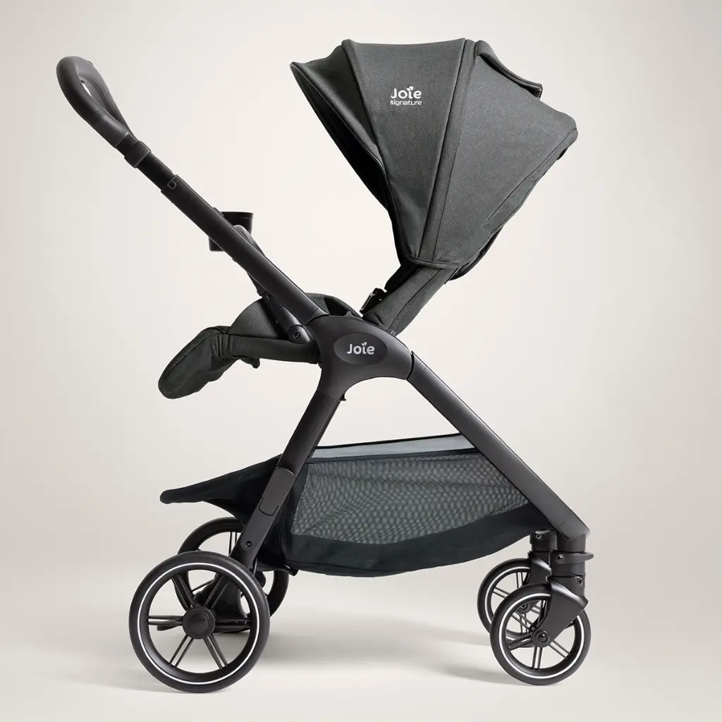 p07-joie-signature-pushchair-valora-ebony-parent-facing-recline.webp