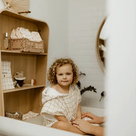 poncho-gaze-grands-carreaux (1).webp