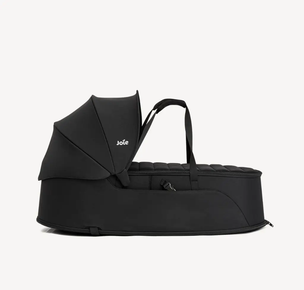03_-_a1217obsha000_soft_carrycot_shale_dark_pro_cs_cc_hr.webp