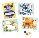 Coffret-creatif-Djeco-Tableau-de-pompons-Des-chiens-a-career.webp