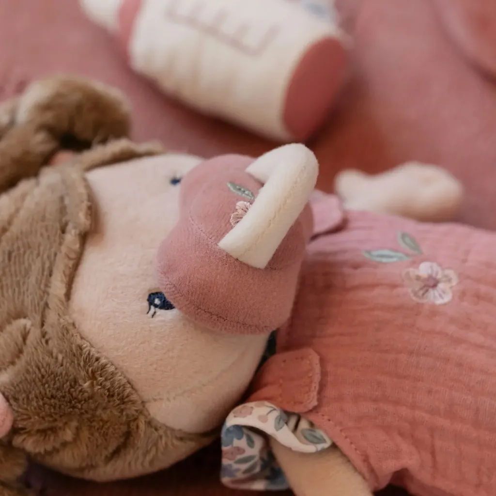 Little_Dutch_Babypuppe_im_Korbchen_Rosa_LD4677_3.webp
