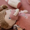 Little_Dutch_Babypuppe_im_Korbchen_Rosa_LD4677_3.webp