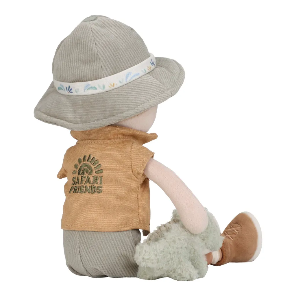LD4686-Safari-Ranger-Jim2.webp