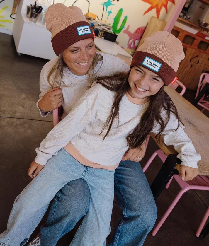 bonnet-matchy-famille-urban-coffee-enfants-805b2b07.webp