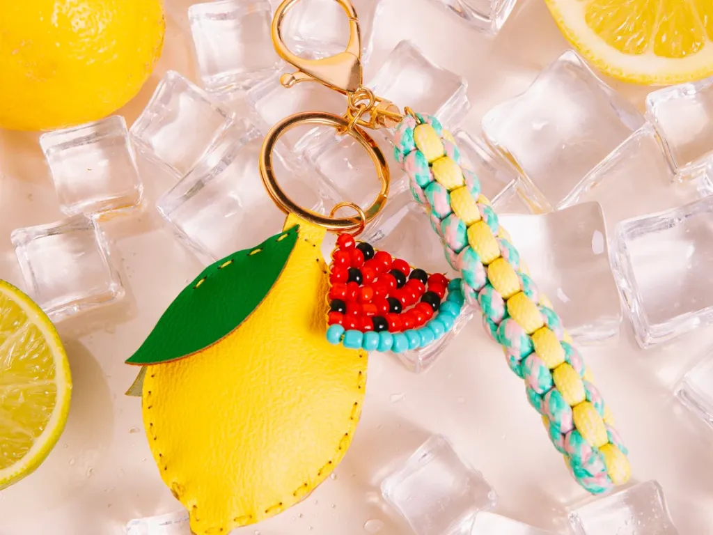 kit_pshiiit_canette_bag_charm_lemonade.webp