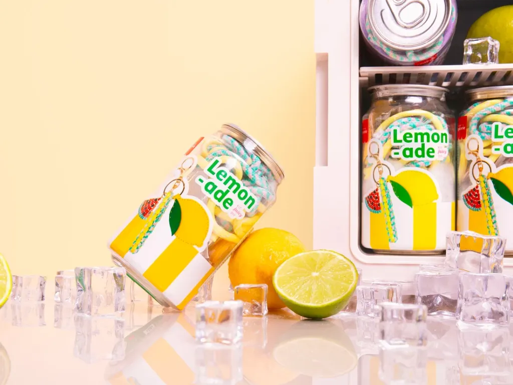 Kit_diy_pshiiit_canette_bag_charm_lemonade.webp