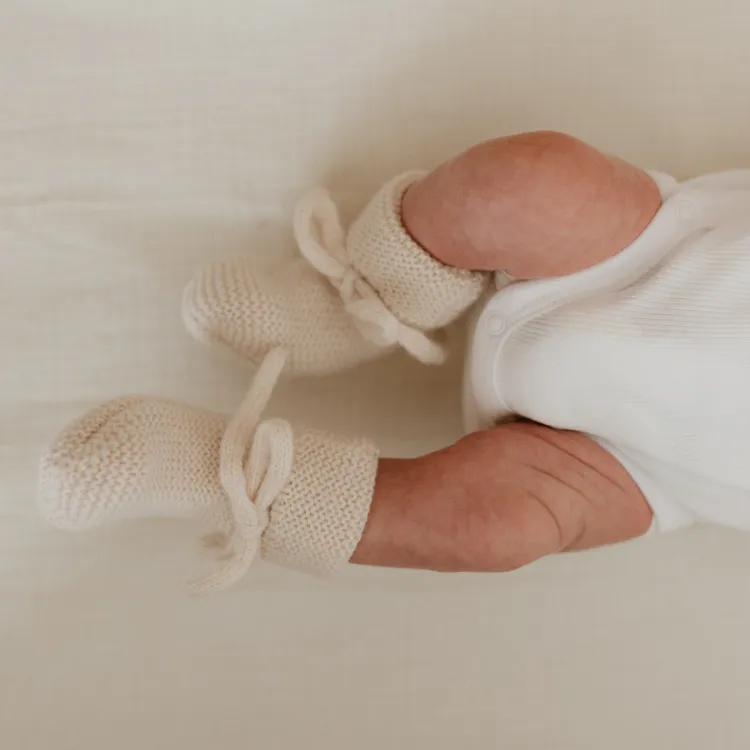 chaussons-laine-merinos-creme (3).webp