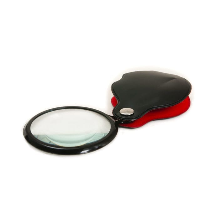 222046-Junior-Adventurers-Magnifying-Glass-Contents-680x680.jpg