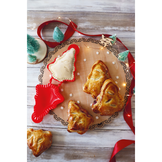 moule-a-chausson-sapin-113-cm-scrapcooking (1).jpg