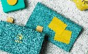 e776fc93-002a-4e86-91e3-d468fd82635e_Pochette+Lunii+website+photo+V2_Pochette+-+mobile+-+Plastique++-+Photo--+copie.png