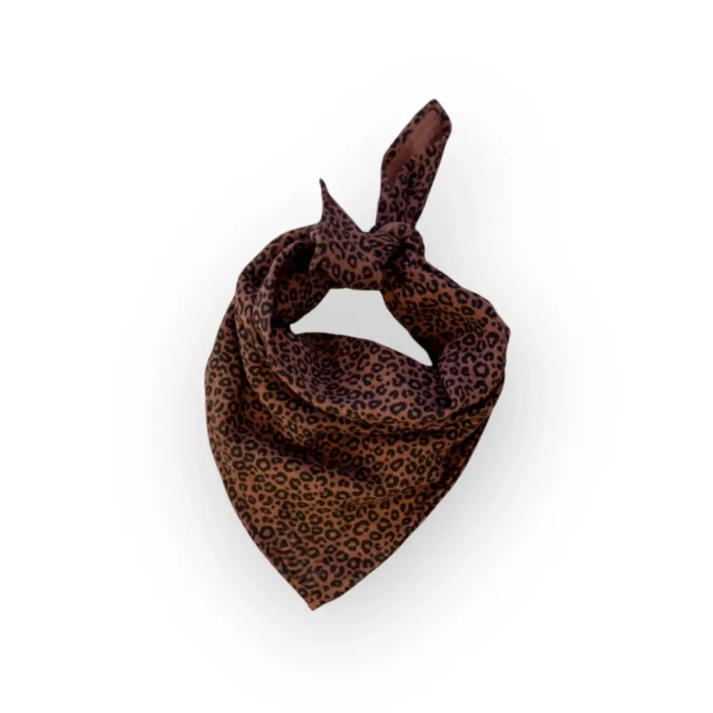 [WAGSKU040_013] Foulard en gaze de coton "Léopard marron"
