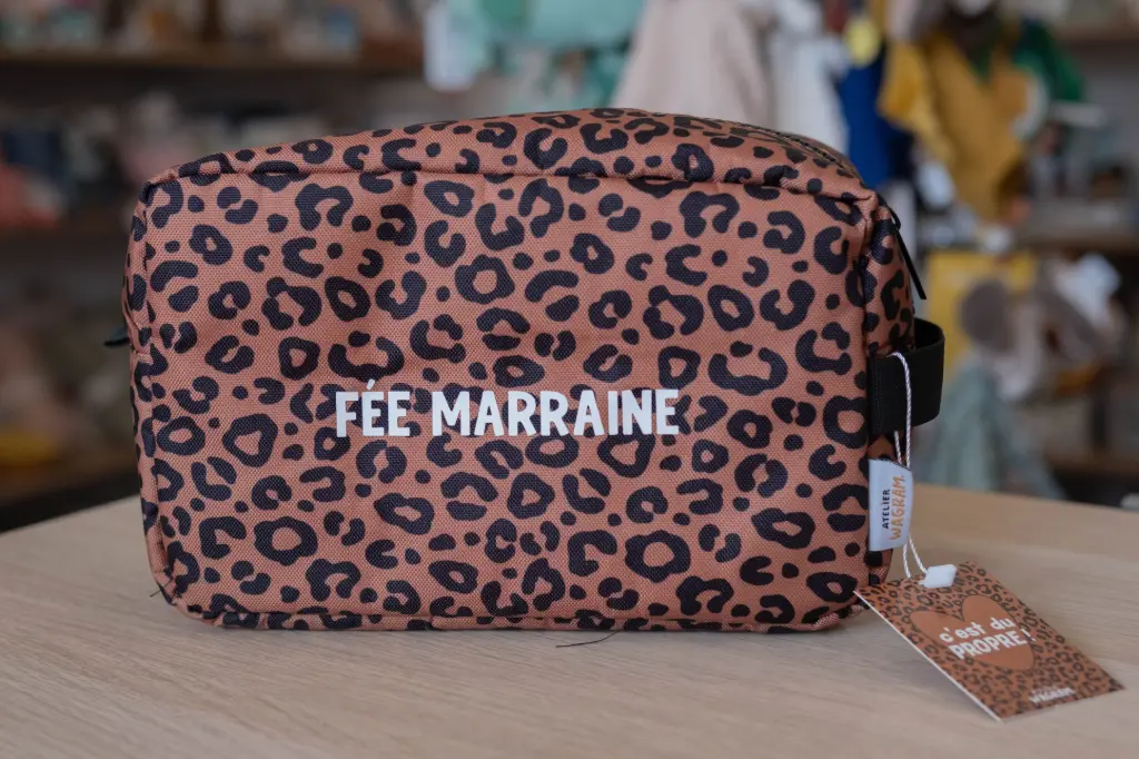 Trousse de toilette "Léopard - Fée Marraine" 