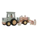 Tracteur avec remorque et accessoires