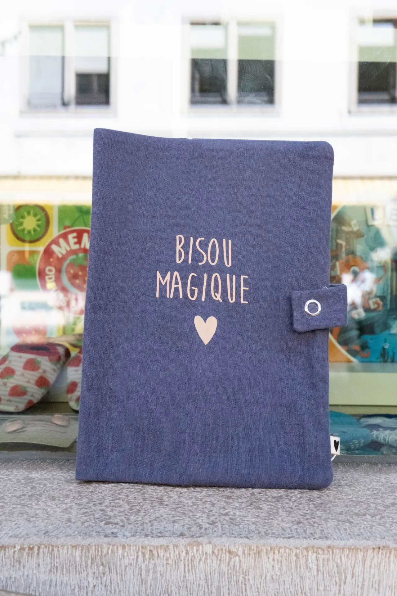 Protège carnet de santé "Bisou magique - Bleu jean"