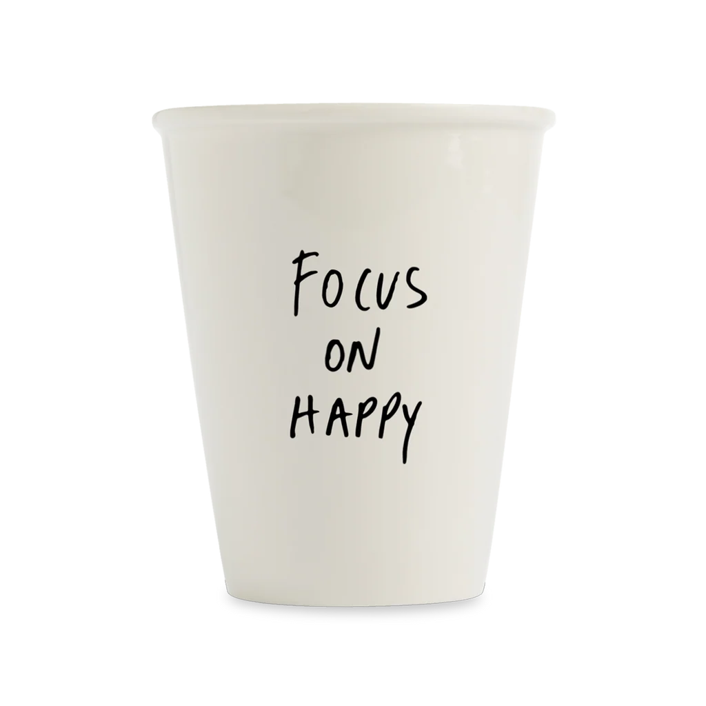 [HELCUPFOCUSONHAPPY] Tasse en porcelaine "Focus on happy (2026)"
