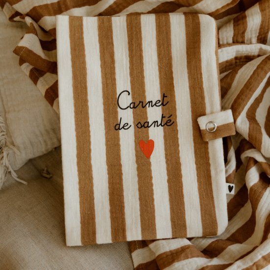 [WAGSKU001_027] Protège carnet de santé en gaze de coton "rayures larges"