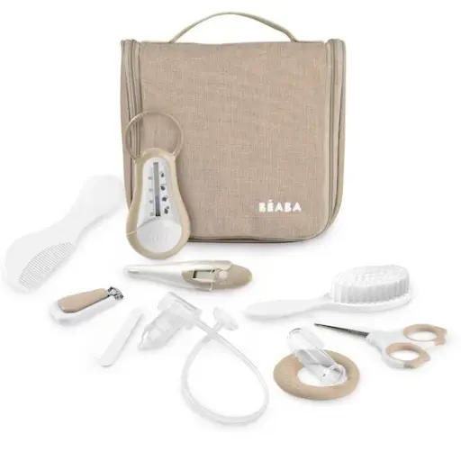 [BEA920423] Trousse de toilettes avec 10 accessoires  