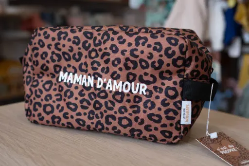 [WAGSKU119_005] Trousse de toilette "Léopard - Maman d'amour"