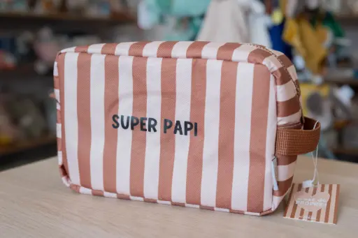 [WAGSKU119_006] Trousse de toilette "Rayures - Super Papi"